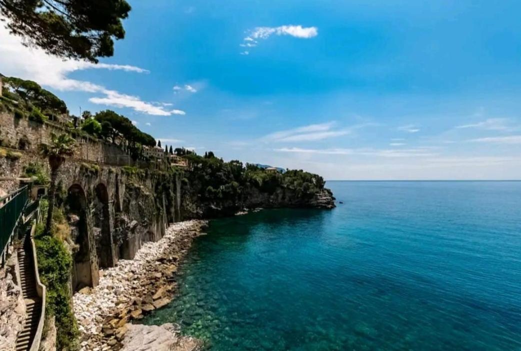 Pieve Ligure A Picco Sul Mare Con Piscina Villa Regina 외부 사진