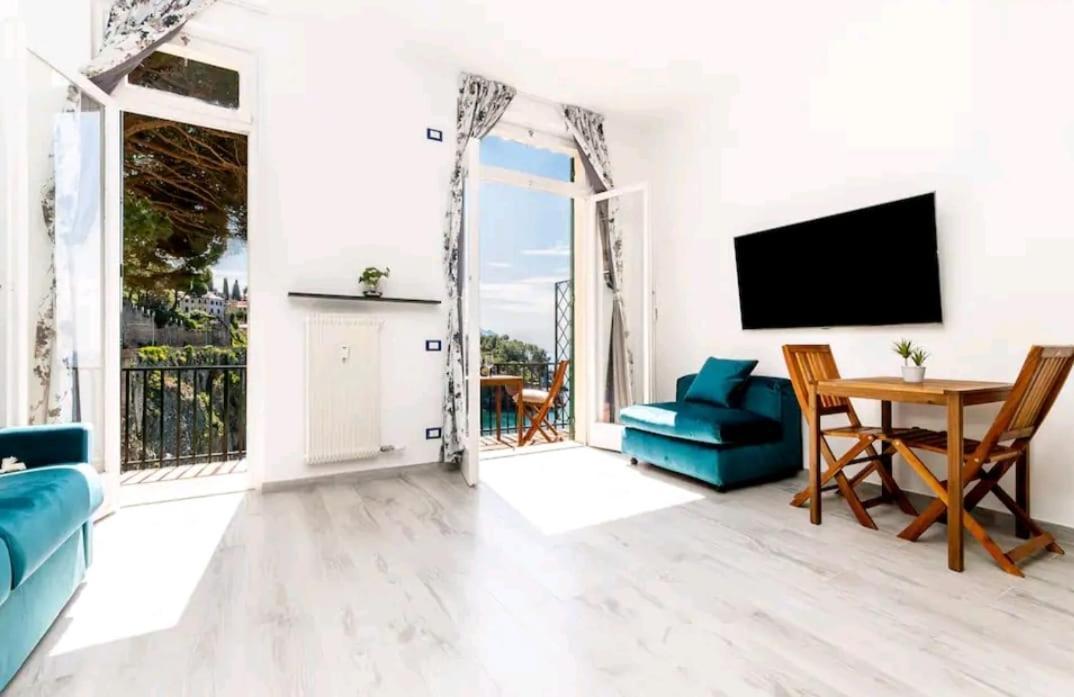 Pieve Ligure A Picco Sul Mare Con Piscina Villa Regina 외부 사진